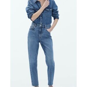 H&M HIGH RISE SLIM LEG MOM JEANS